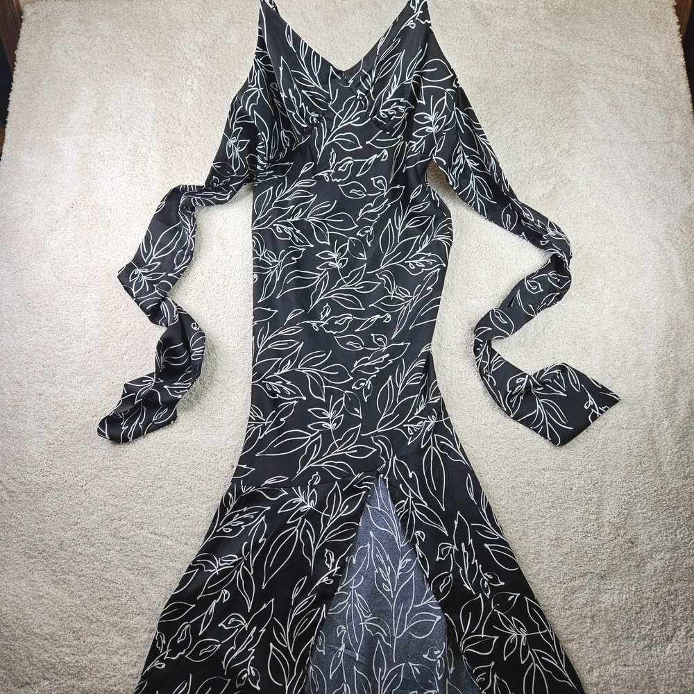 Blu Pepper Anthropologie Black White Floral Maxi‎ Dress Sleeveless Slit Tie Sz M